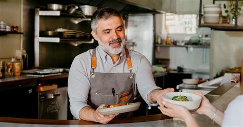 7 Cash Flow Management Tips for Restaurants .
